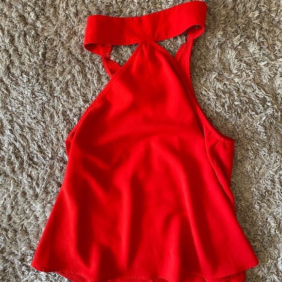 High neck red top - Picture 2 of 2